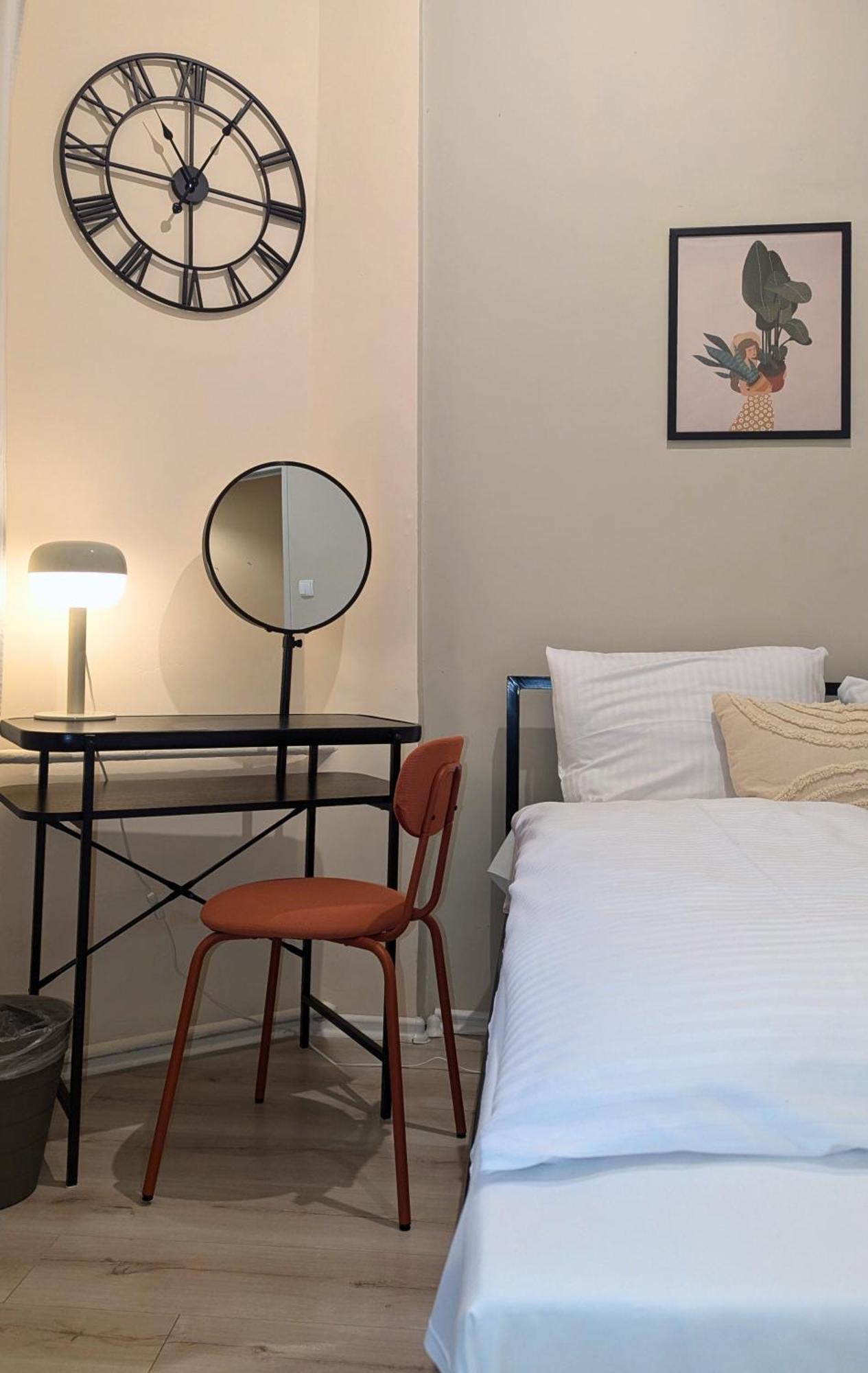 Rynek 30 Hostel Вроцлав Экстерьер фото